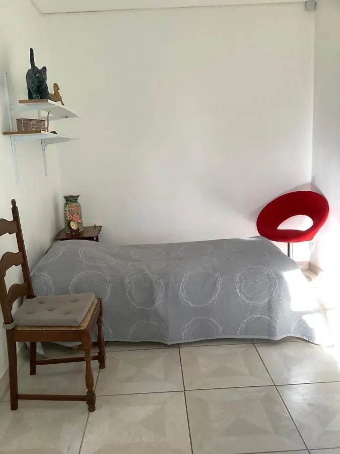Guest house La Maison Du Bonheur Pierrelatte France
