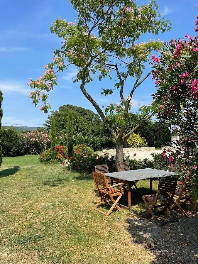 Guest house La Maison Du Bonheur Pierrelatte