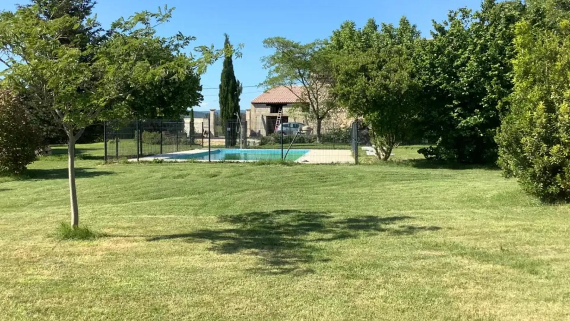 La Maison Du Bonheur Pierrelatte